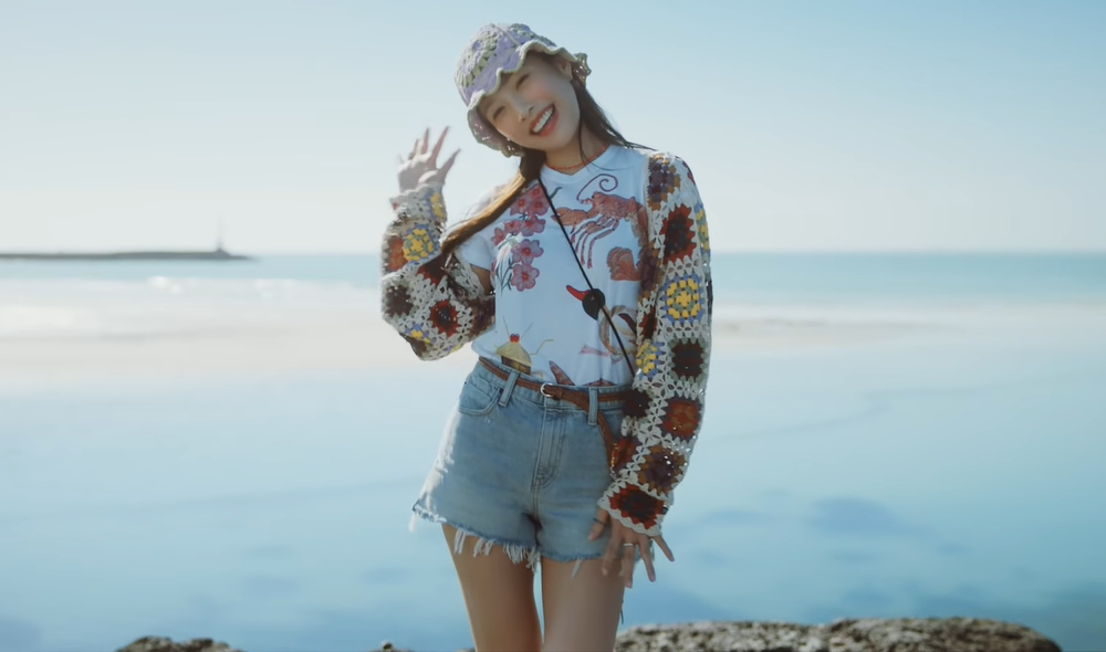 RED VELVET's JOY says 'Hello' in her joyful solo debut MV! ⋆ The latest  kpop news and music | Officially Kmusic